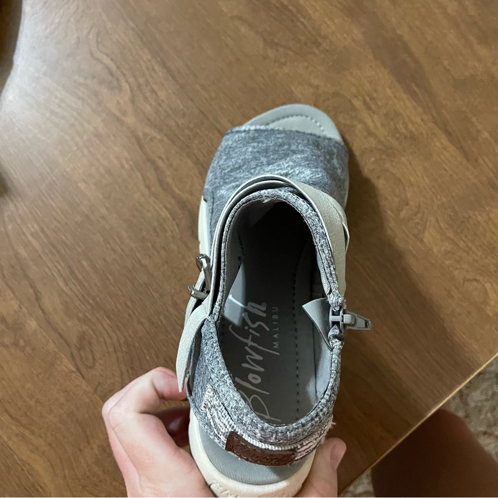 Final Sale!  Blowfish sandals 7.5 - Picture 9 of 9